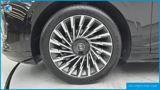 HYUNDAI GRANDEUR CALLIGRAPHY