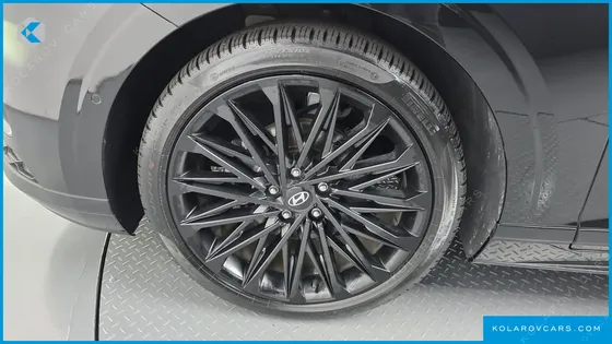 HYUNDAI GRANDEUR CALLIGRAPHY