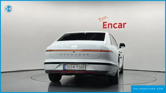 HYUNDAI GRANDEUR CALLIGRAPHY