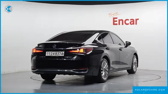 LEXUS ES LUXURY PLUS