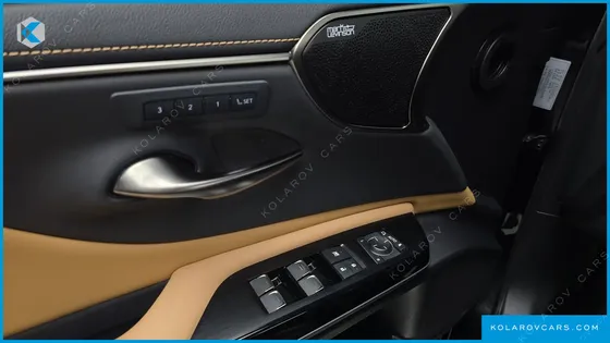 LEXUS ES EXECUTIVE