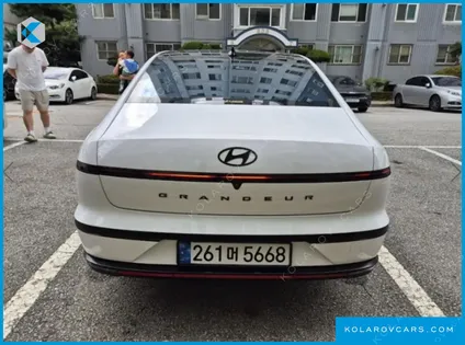 HYUNDAI GRANDEUR CALLIGRAPHY