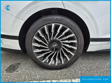 HYUNDAI GRANDEUR CALLIGRAPHY