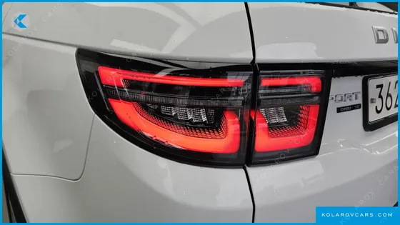 LAND ROVER DISCOVERY SPORT D180 SE