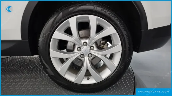 LAND ROVER DISCOVERY SPORT P250 SE