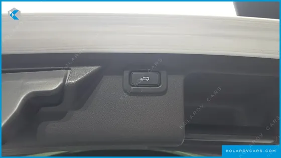 LAND ROVER DISCOVERY SPORT D150 S