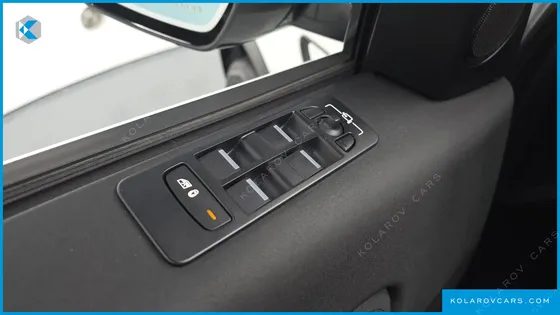 LAND ROVER DISCOVERY SPORT D150 S