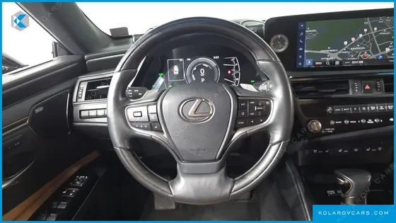 LEXUS ES EXECUTIVE