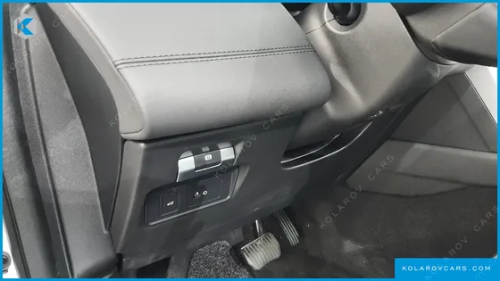 LAND ROVER DISCOVERY SPORT P250 SE