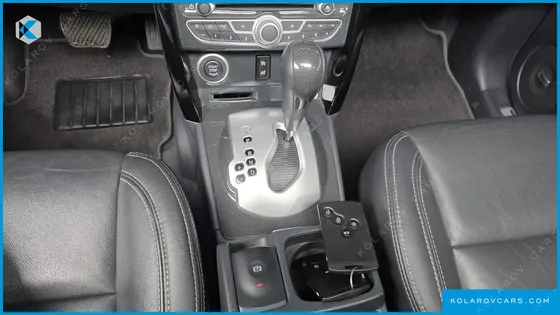 RENAULT KOREA QM5 GASOLINE 2WD CITY RE25