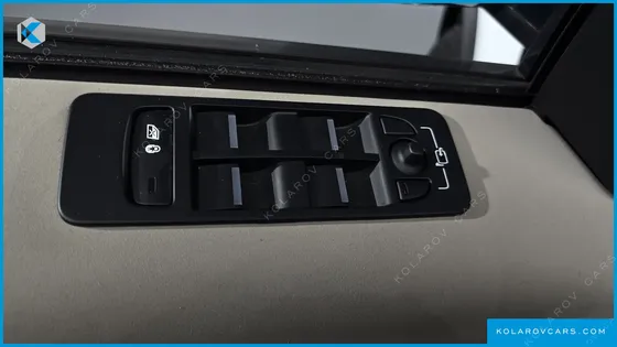 LAND ROVER DISCOVERY SPORT P250 SE
