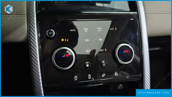 LAND ROVER DISCOVERY SPORT D200 S