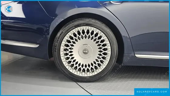 GENESIS G90 3.3 T AWD