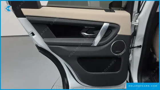 LAND ROVER DISCOVERY SPORT P250 SE