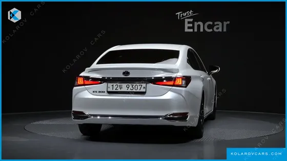 LEXUS ES EXECUTIVE