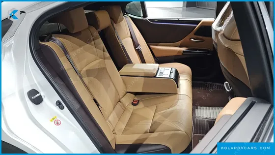 LEXUS ES EXECUTIVE