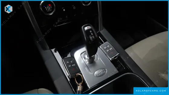 LAND ROVER DISCOVERY SPORT P250 S