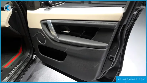 LAND ROVER DISCOVERY SPORT P250 SE