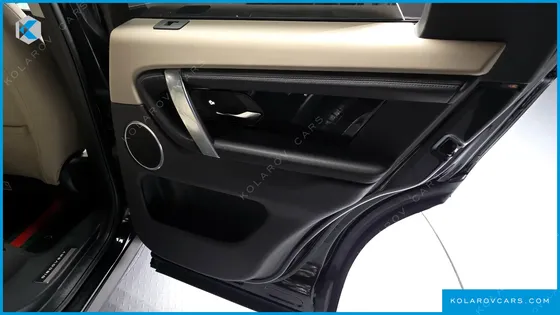 LAND ROVER DISCOVERY SPORT P250 SE