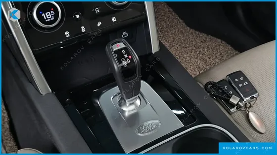 LAND ROVER DISCOVERY SPORT P250 S