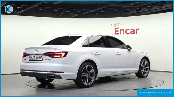 AUDI A4 40 TFSI PREMIUM
