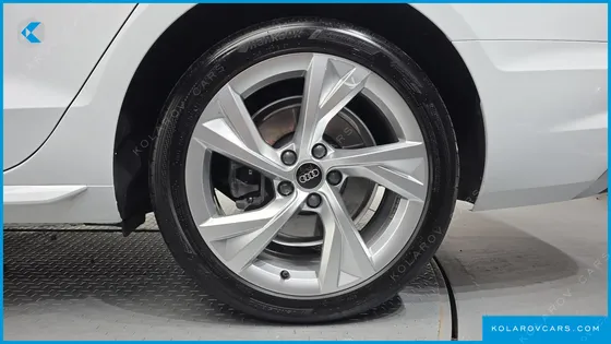 AUDI A4 40 TFSI PREMIUM