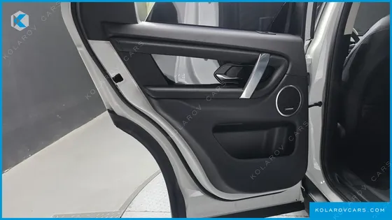 LAND ROVER DISCOVERY SPORT P250 SE