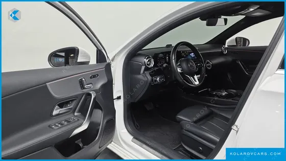 MERCEDES A-CLASS A220 HATCHBACK