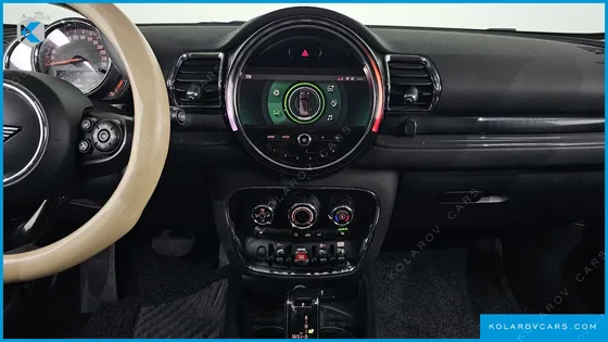 MINI CLUBMAN STANDARD