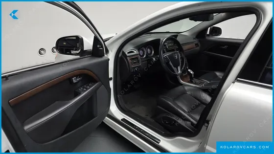 VOLVO S80 D4