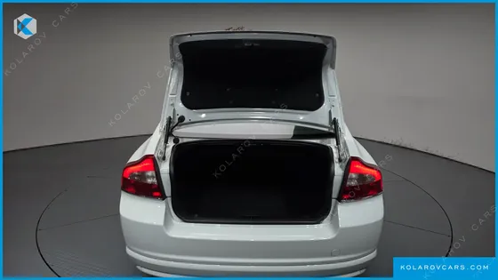 VOLVO S80 D4