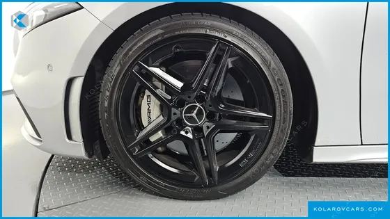 MERCEDES A-CLASS AMG A35 4MATIC SEDAN