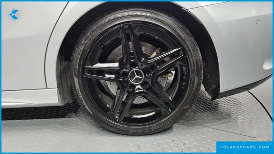 MERCEDES A-CLASS AMG A35 4MATIC SEDAN