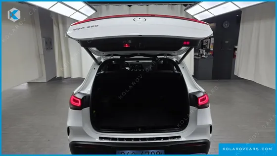 MERCEDES EQA EQA250 AMG PACKAGE PLUS