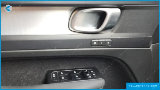 VOLVO XC40 B4 MOMENTUM