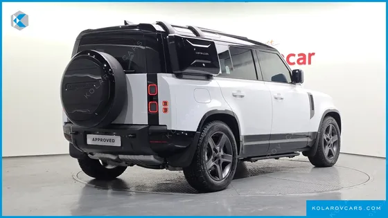LAND ROVER DEFENDER 110 D250 X-DYNAMIC SE