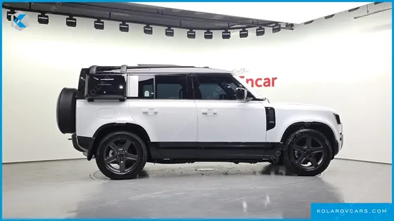 LAND ROVER DEFENDER 110 D250 X-DYNAMIC SE