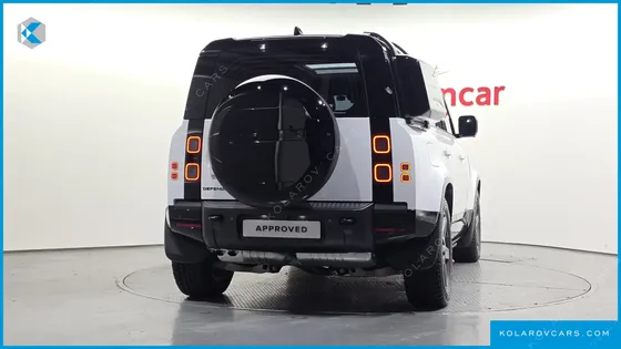 LAND ROVER DEFENDER 110 D250 X-DYNAMIC SE