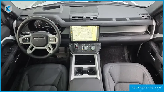 LAND ROVER DEFENDER 110 D250 X-DYNAMIC SE