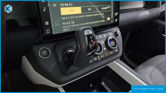 LAND ROVER DEFENDER 110 D250 X-DYNAMIC SE