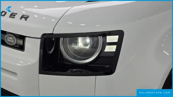 LAND ROVER DEFENDER 110 D250 X-DYNAMIC SE
