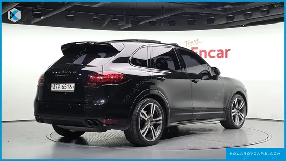 PORSCHE CAYENNE 4.8 GTS
