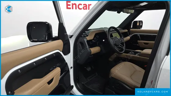 LAND ROVER DEFENDER 110 D300 X-DYNAMIC HSE