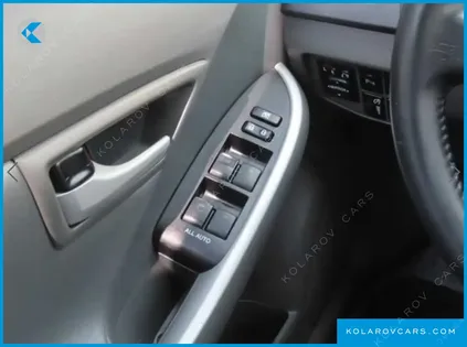 TOYOTA PRIUS 1.8