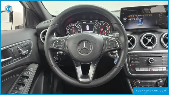 MERCEDES A-CLASS A200