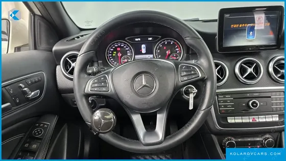 MERCEDES A-CLASS A200