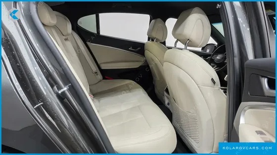 GENESIS G70 GASOLINE 2.5T 2WD
