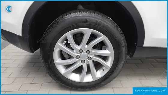 LAND ROVER DISCOVERY SPORT 2.0 TD4 SE (150PS)