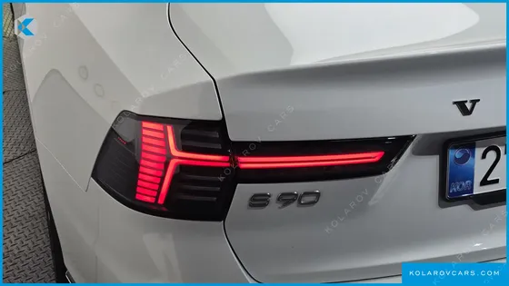 VOLVO S90 B5 ULTRA DARK