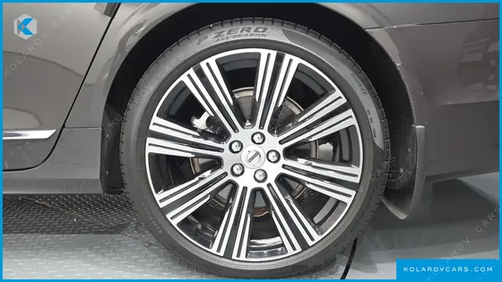 VOLVO S90 T8 AWD ULTIMATE BRIGHT